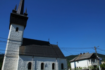 Die Kirche „Zu den hl. Aposteln Peter und Paul“